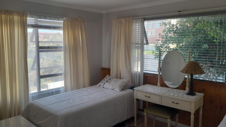 3 Bedroom Property for Sale in Kleinbaai Western Cape